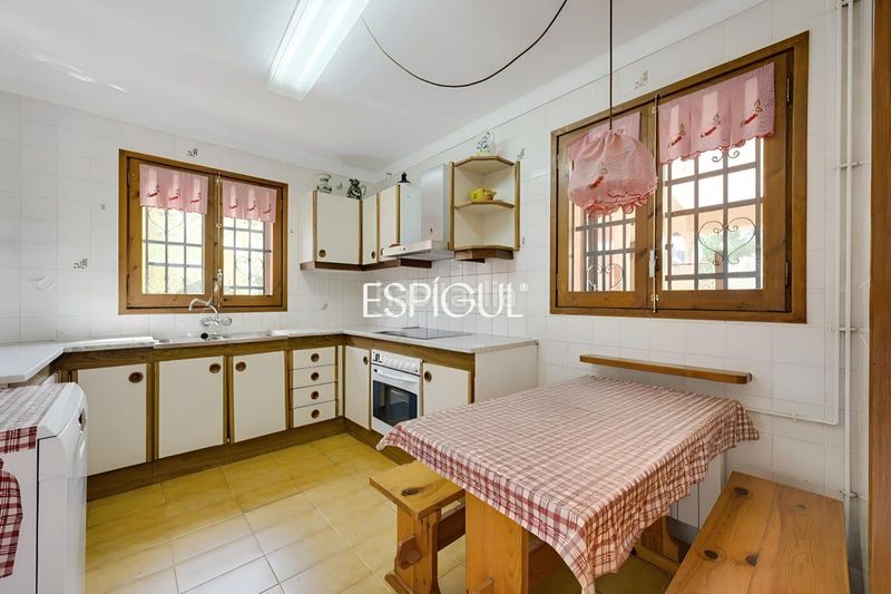 Foto e7edf640-9389-4692-b2ed-3c5242381d78. Casa amb calefacció aparcament piscina a Cabanyes-Mas Ambrós-Mas Pallí Calonge
