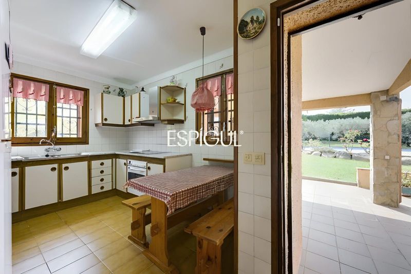 Foto e874f689-039b-45a9-bb94-b6bb758e7104. Casa amb calefacció aparcament piscina a Cabanyes-Mas Ambrós-Mas Pallí Calonge
