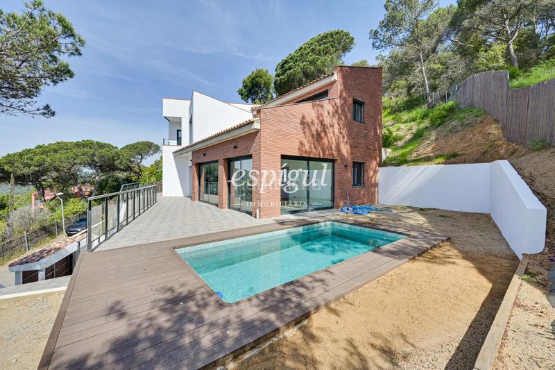 Foto c6829617-8936-422a-bed6-12ac7dc15b06. Casa con riscaldamento parcheggio piscina in Vallromanes