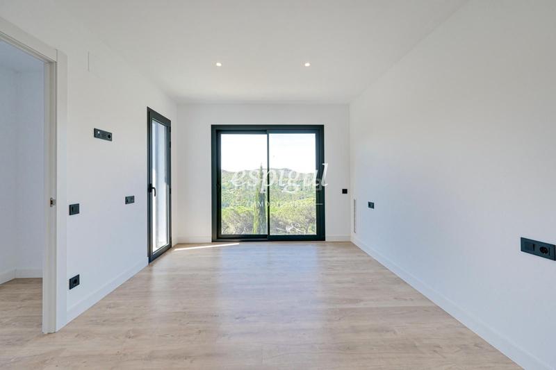 Foto d5770a7b-2f22-4d1a-853e-649c3304949b. Casa con riscaldamento parcheggio piscina in Vallromanes