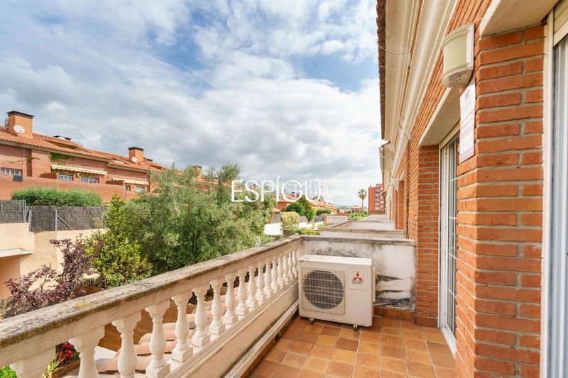 Foto e818570d-788c-4288-9138-2f6864cb9a4b. Casa adossada amb calefacció aparcament a Centre Vilassar de Mar