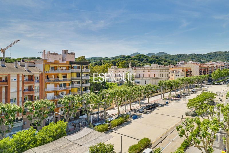 Foto 5c6c4209-2725-4aa9-858a-07b6a2868cea. Duplex con riscaldamento parcheggio in Zona alta Arenys de Mar