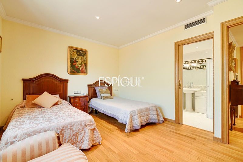 Foto 7f0d3a00-dfb9-4fff-b439-87e988457499. Duplex con riscaldamento parcheggio in Zona alta Arenys de Mar