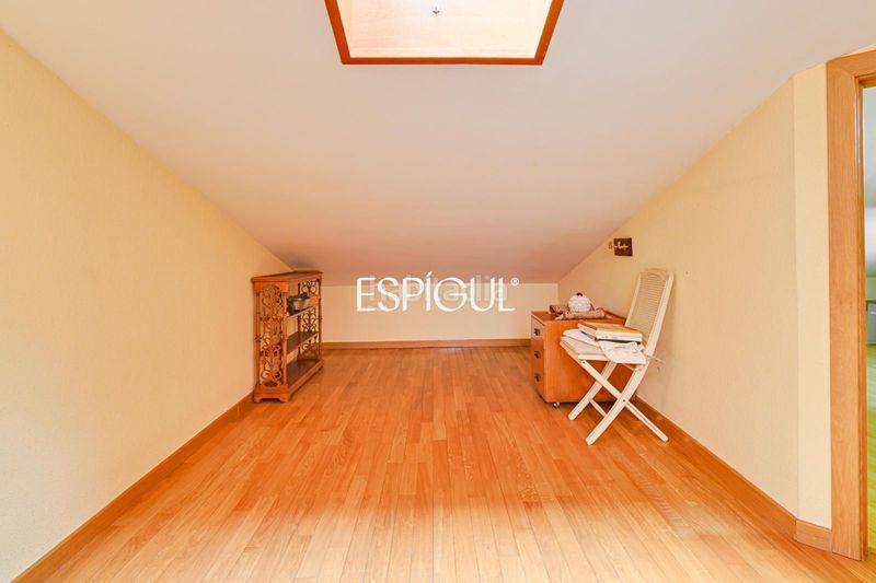 Foto c009bab8-346a-46d6-bae4-9842c7dc89d7. Duplex con riscaldamento parcheggio in Zona alta Arenys de Mar