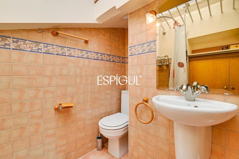 Foto dd2fd02a-e3de-4746-a461-2d0ce52abd60. Duplex con riscaldamento parcheggio in Zona alta Arenys de Mar