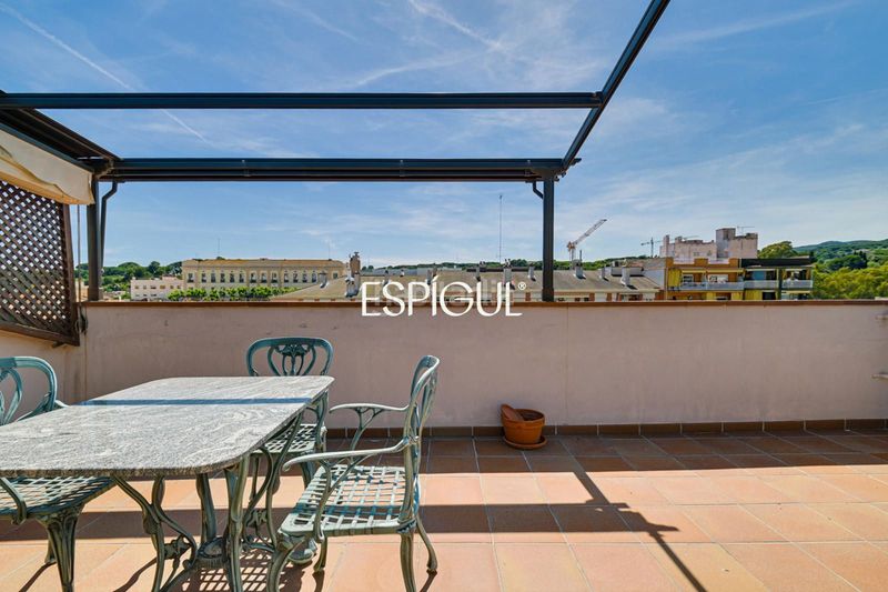Foto df5048bf-d746-4528-b5d4-f5432439d0d6. Duplex con riscaldamento parcheggio in Zona alta Arenys de Mar