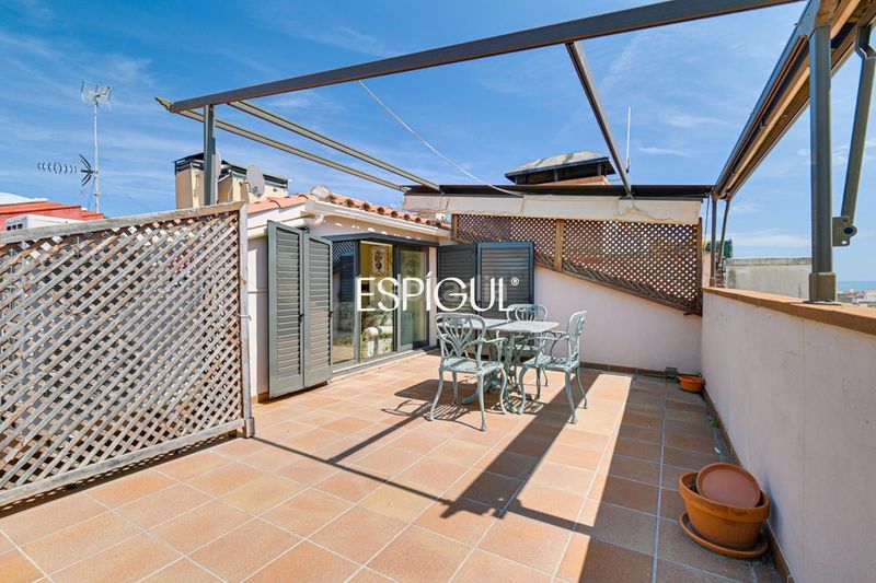 Foto f9302650-92b8-4948-a648-54ec4025c4d4. Duplex con riscaldamento parcheggio in Zona alta Arenys de Mar