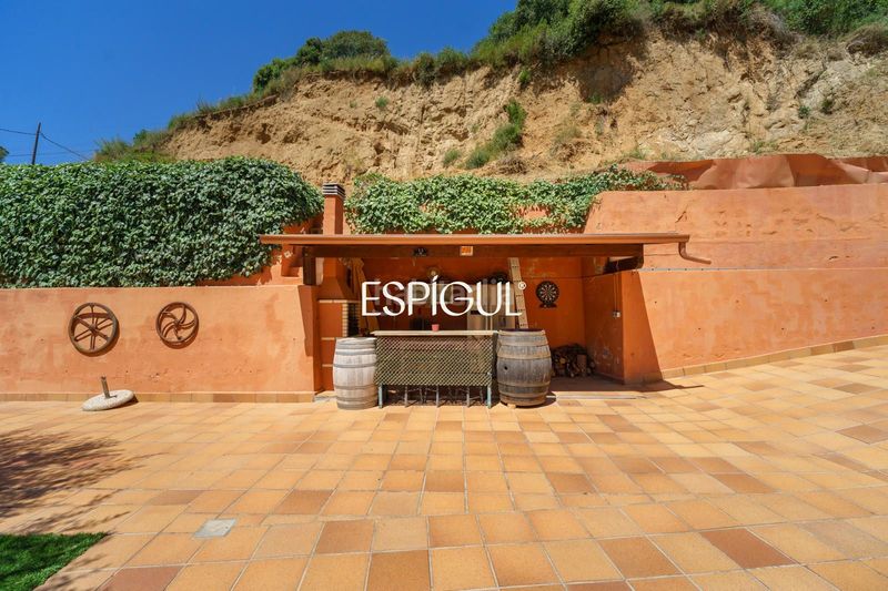 Foto 1fc20939-d594-44ca-8ac4-09c25d61ce87. Casa amb calefacció aparcament piscina a Teià