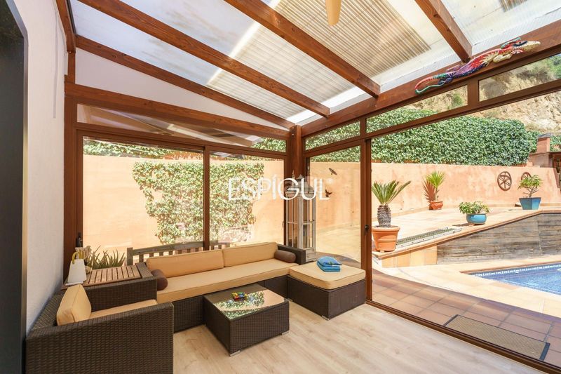Foto 58409a8e-b3a4-4013-87a0-ac2a8a085450. Casa amb calefacció aparcament piscina a Teià