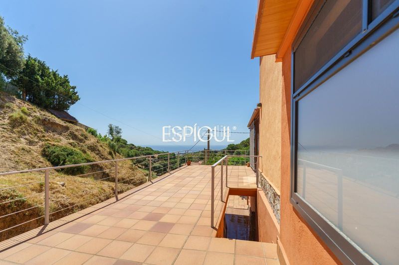 Foto 6e293a36-5da3-407e-a518-71dda2522b43. Casa amb calefacció aparcament piscina a Teià