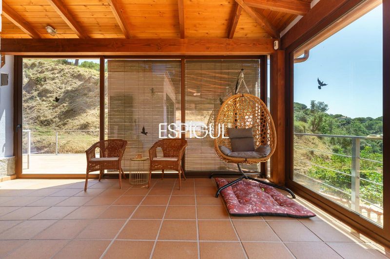 Foto 8fa73873-4a3c-41ba-b455-df4a8c49e01b. Casa amb calefacció aparcament piscina a Teià