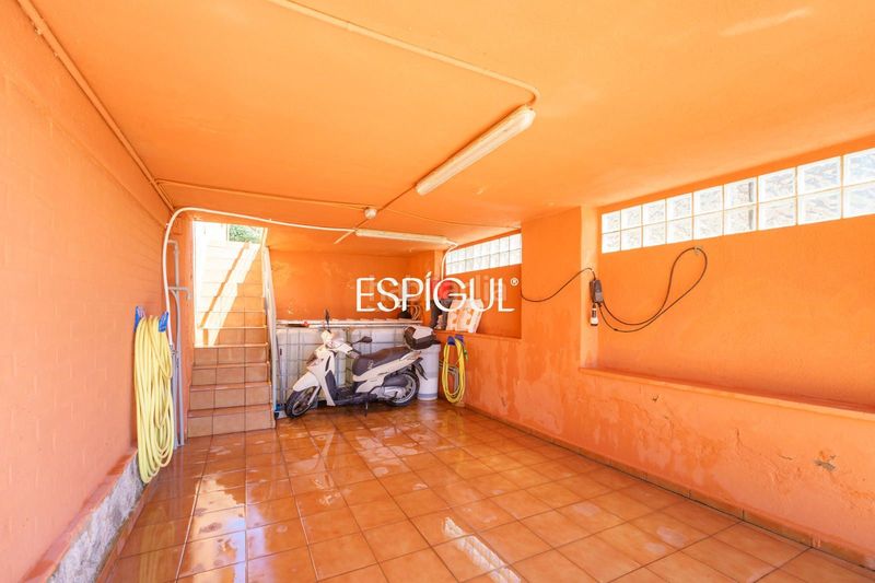 Foto 9f6365f5-f093-4f2f-a63b-f5df41a7afc0. Casa amb calefacció aparcament piscina a Teià