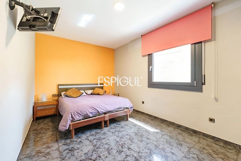 Foto 9f80aadd-ea24-4772-abb5-cfe544193413. Casa amb calefacció aparcament piscina a Teià