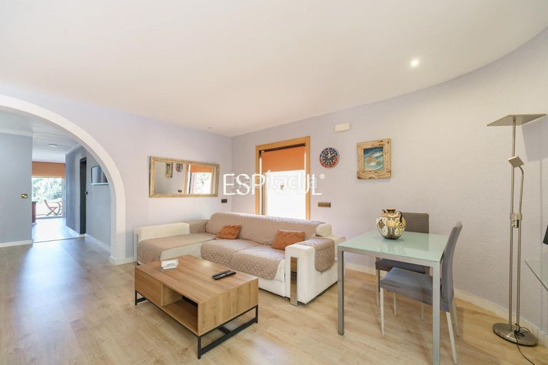Foto c4959d69-39e7-43b1-9801-04431deb17b8. Casa amb calefacció aparcament piscina a Teià