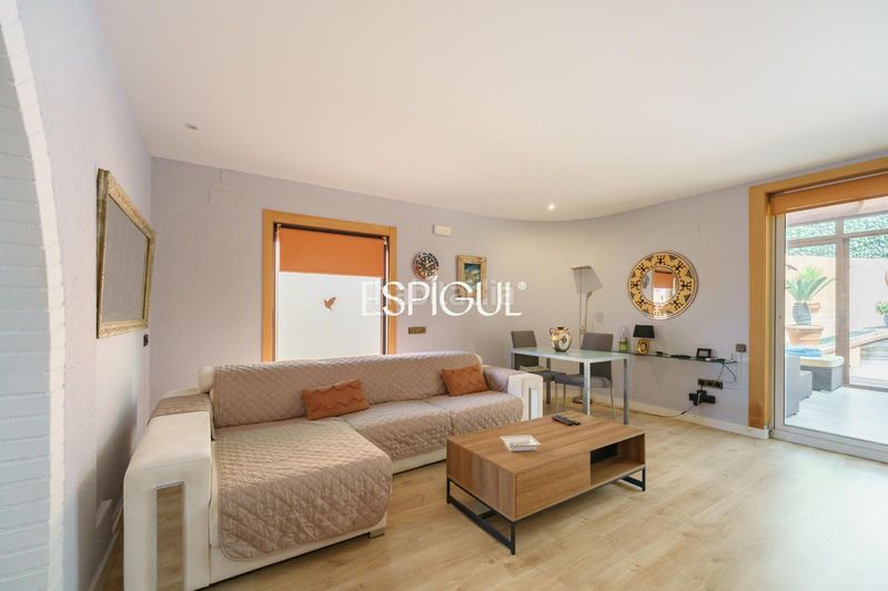 Foto dde2d0dd-d081-48e3-b5ad-d5fa3fe9eef3. Casa amb calefacció aparcament piscina a Teià