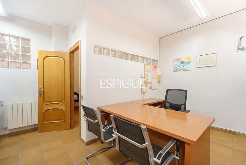 Foto a2995487-ae02-467e-a404-35089f415251. Casa amb calefacció aparcament piscina a Vallromanes