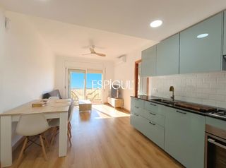 Etagenwohnung  Londres. Piso reformado con terraza, vistas al mar y piscina comunitaria