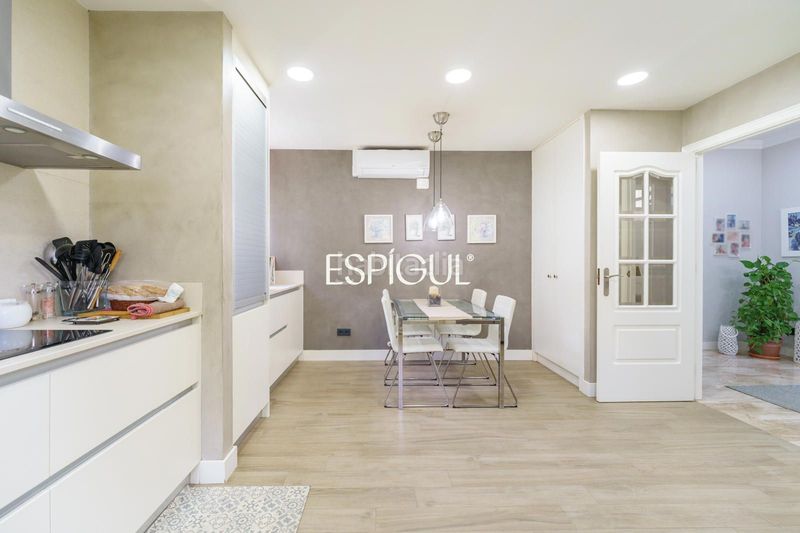 Foto bda5a95d-c7c9-4b22-80cb-fe0aaed83728. Casa amb calefacció aparcament piscina a Teià