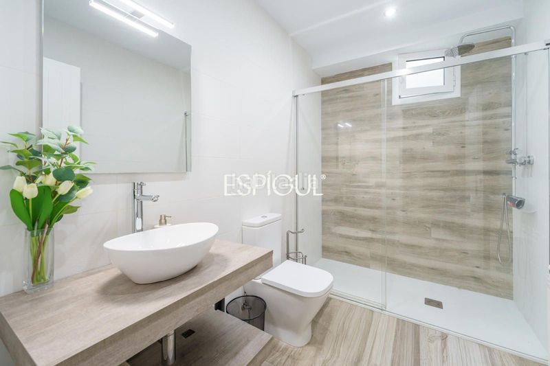 Foto c24de65a-6539-47a8-b555-8ae5a27e0e60. Casa amb calefacció aparcament piscina a Teià