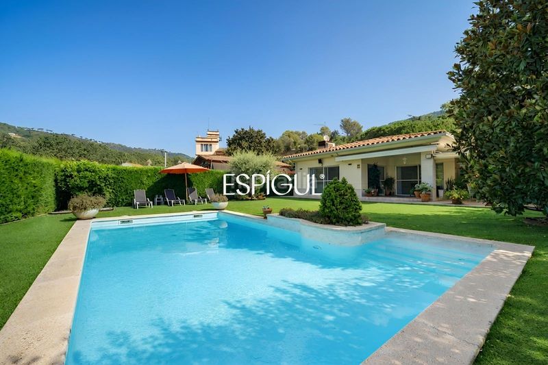 Foto cf6b1646-5ca4-4764-ae35-1284ae7f86d7. Casa amb calefacció aparcament piscina a Teià