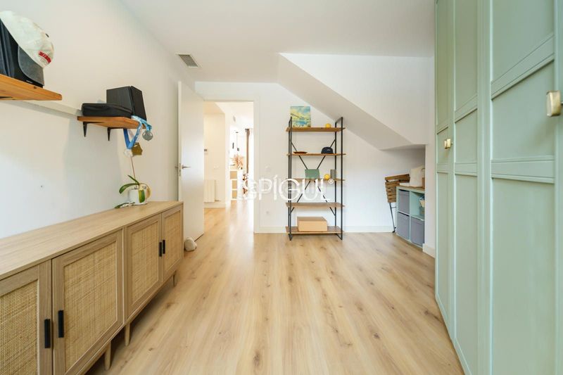 Foto 5b73e435-ded2-4877-ae50-4a42cfc40d70. Casa adossada amb calefacció a Vilassar de Dalt