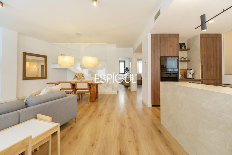 Foto e9e90add-e31c-4e62-be00-b68f0059059b. Casa adossada amb calefacció a Vilassar de Dalt
