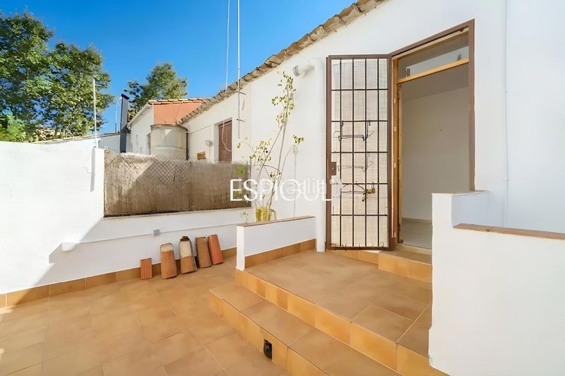 Foto 9ff2c27e-a77c-4b67-9572-e7456b5d13d0. Casa adossada amb calefacció a Vilassar de Dalt