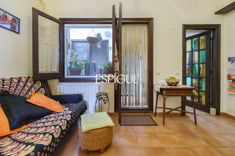 Foto b27ad0d4-ba24-401c-9a29-8c29328c45c0. Casa adossada amb calefacció a Vilassar de Dalt