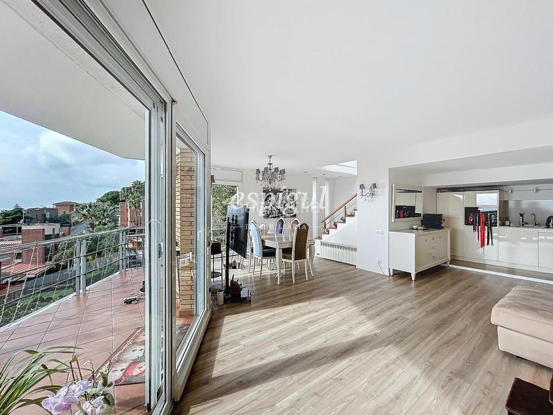 Foto 88bd5880-17f6-4fa2-b905-f081f1c5fbf5. Casa propiedad con excelentes vistas panorámicas en sant berger, en Teià