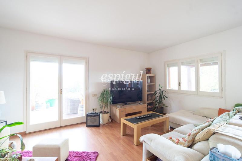 Foto 2a162b43-ef10-407d-aee9-190e33a3ac88. Casa con riscaldamento parcheggio piscina in Cabrils