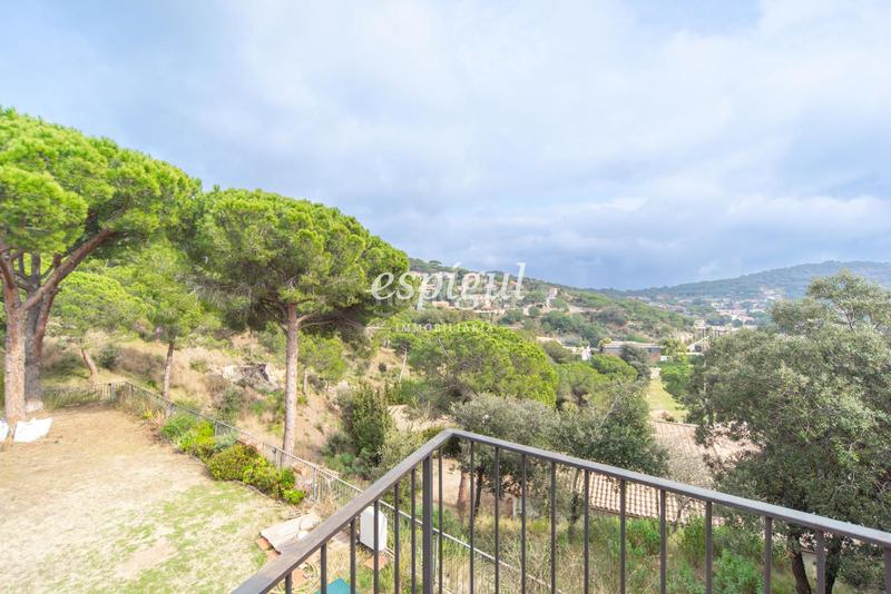 Foto 66d4f333-df09-46f3-9c4c-d9dee240c276. Casa con riscaldamento parcheggio piscina in Cabrils