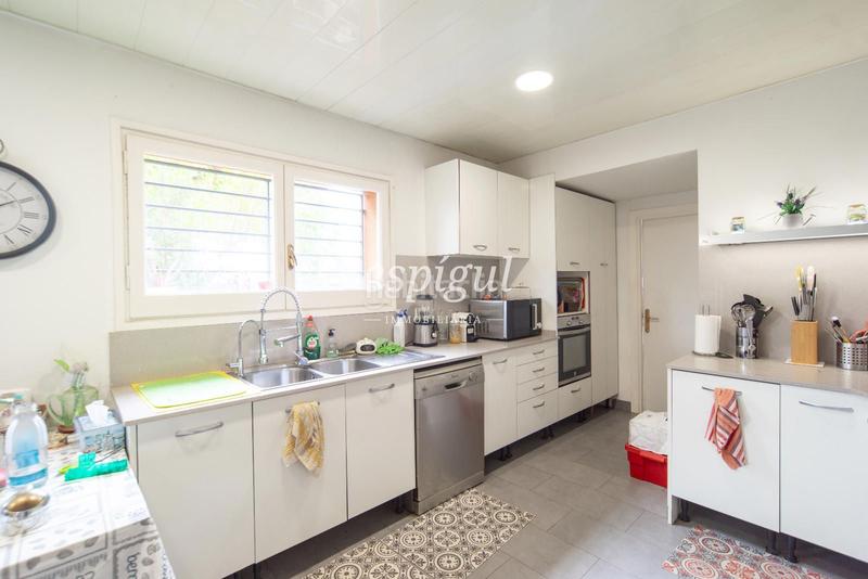 Foto 7957cab3-857d-4b95-b2f5-0562f5bb73e0. Casa con riscaldamento parcheggio piscina in Cabrils