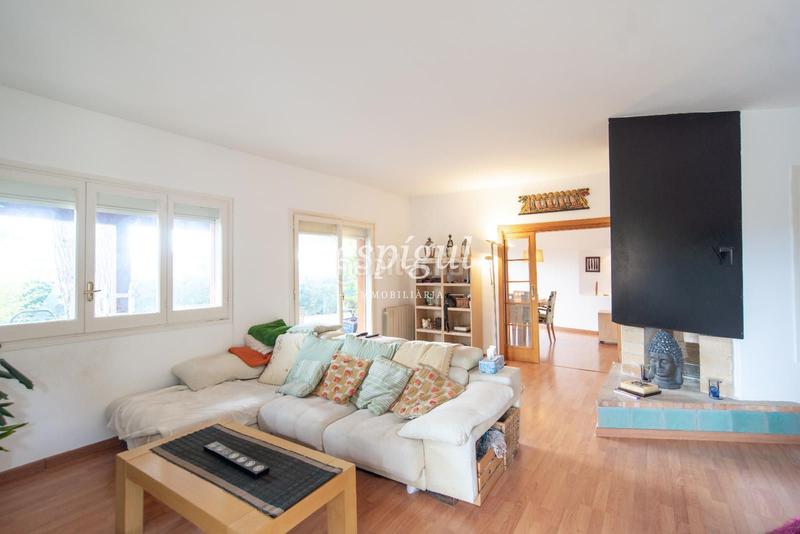 Foto 8b1b2a26-2613-4203-8a97-4dfb1afba6d5. Casa con riscaldamento parcheggio piscina in Cabrils