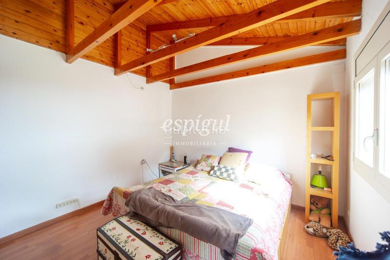 Foto acddf508-c68b-4e5f-8c67-c1c384e17ada. Casa con riscaldamento parcheggio piscina in Cabrils