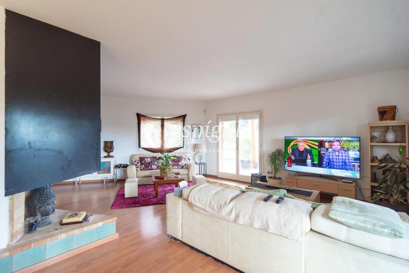 Foto ea57ed3d-78ca-4e7d-b45c-26f3fab9f420. Casa con riscaldamento parcheggio piscina in Cabrils