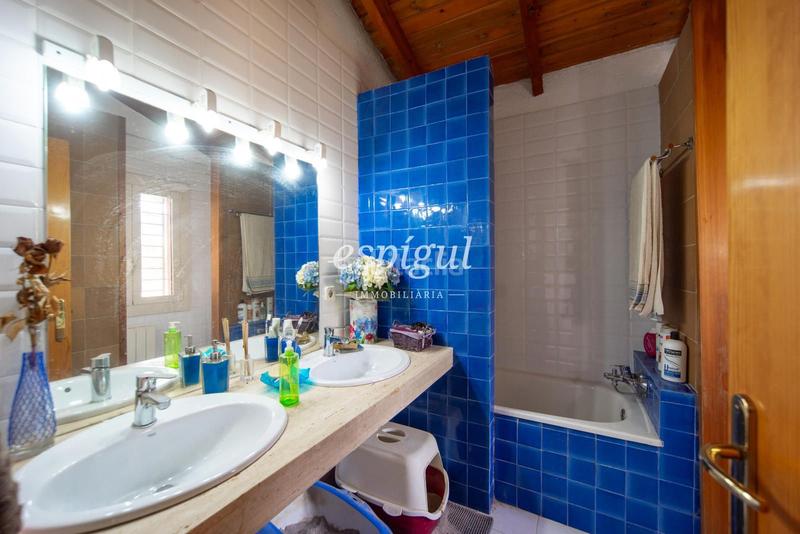 Foto ed5911bb-5fd7-454b-b126-f9c194895b88. Casa con riscaldamento parcheggio piscina in Cabrils