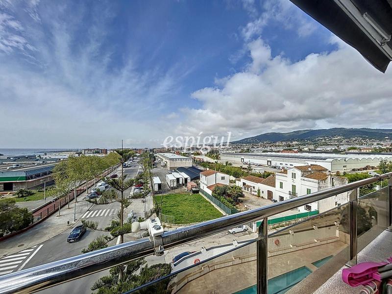 Foto 6e252b9b-4795-47a8-ae49-efde500b659c. Pis amb calefacció aparcament piscina a La Xinesca Vilassar de Mar