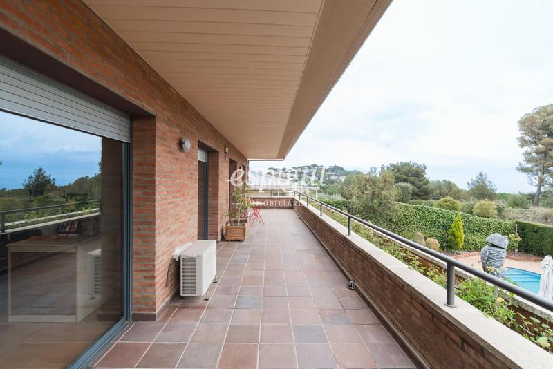 Foto 06d6e765-cb43-4a33-820d-845d6a13dfd0. Haus mit heizung parking pool in Teià