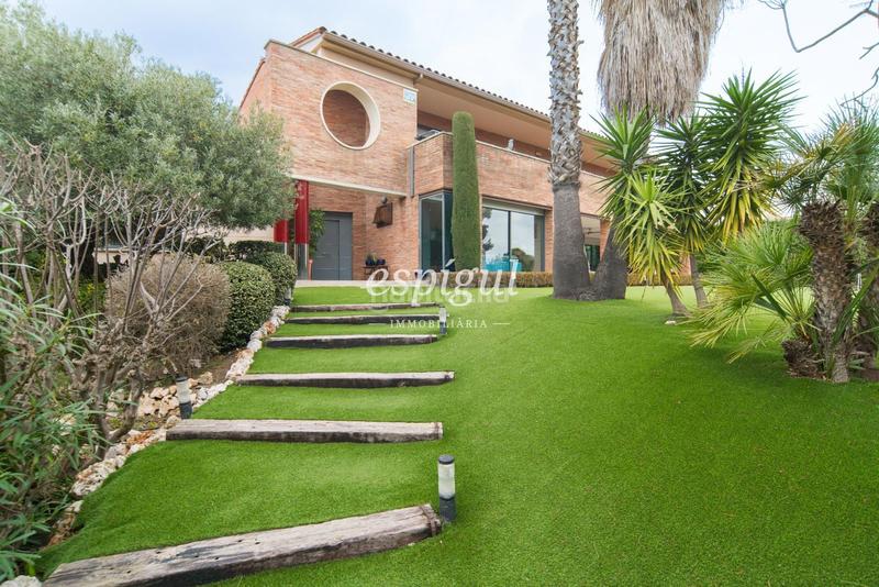 Foto ee5cebe3-d7f0-4d20-9e4d-e791ee9e338b. Haus mit heizung parking pool in Teià
