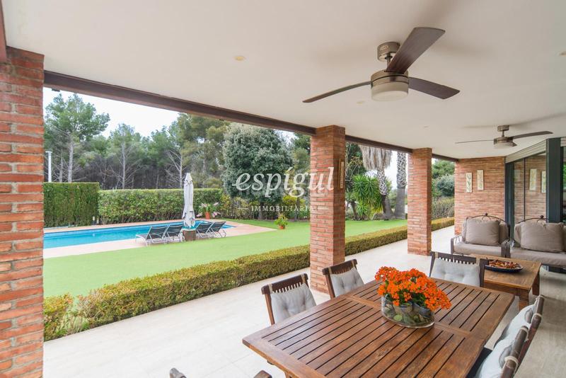 Foto fa38d79d-7729-417d-9284-99b8900eea07. Haus mit heizung parking pool in Teià