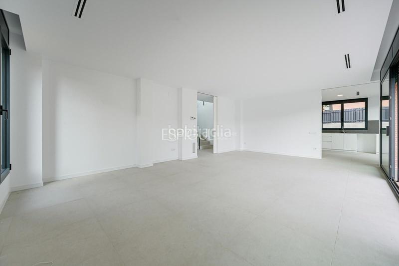 Foto 806f662d-3538-40e9-a717-6e35fe0b0407. Casa amb calefacció aparcament piscina a Can Quirze Mataró