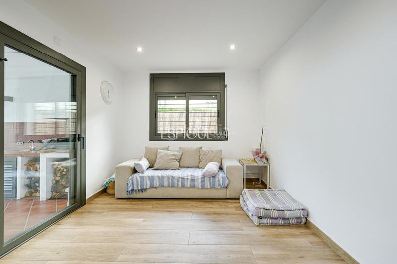 Foto 23857e40-17c9-4337-8bcf-976be46b1f68. Haus mit heizung parking pool in Premià de Dalt