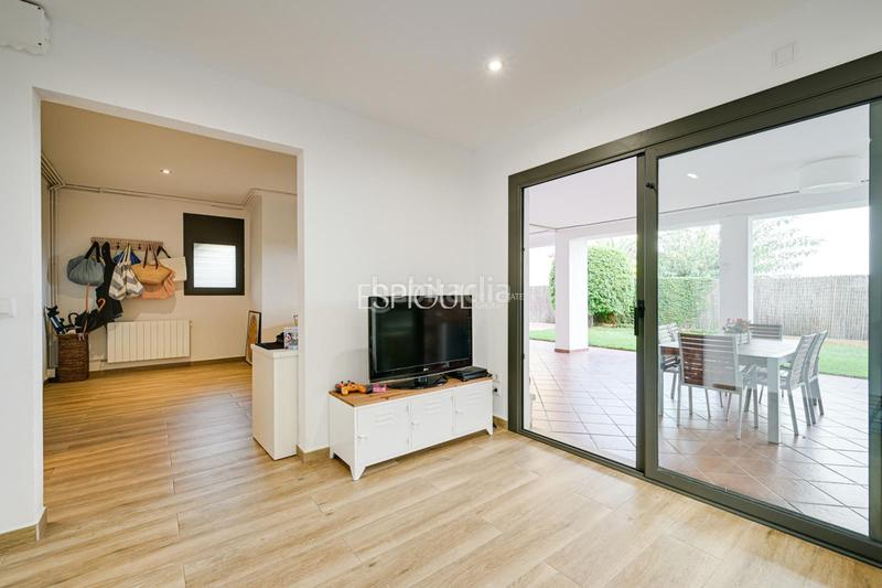 Foto 9ce5ba4d-b316-44d4-bb09-e9e3b3ecbe53. Haus mit heizung parking pool in Premià de Dalt