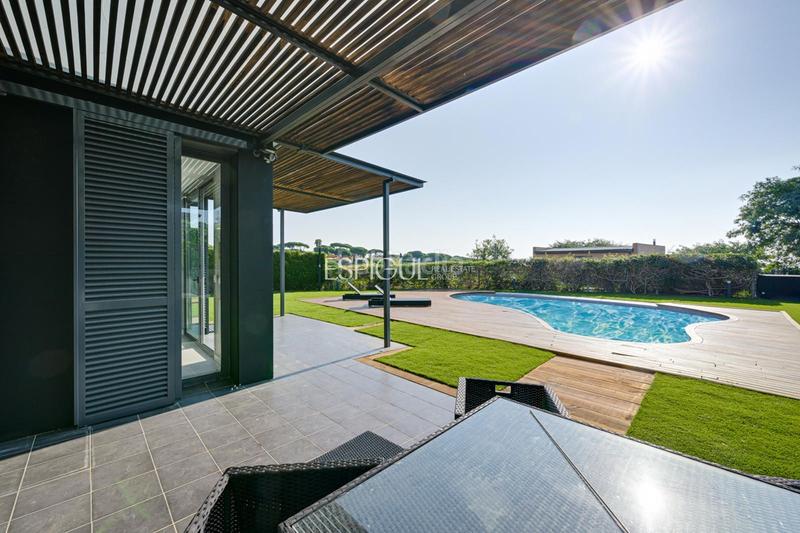 Foto e092cf9a-845b-43c7-9158-d85fbdf6cd05. Casa amb calefacció aparcament piscina a Santa Maria Balís - Can Riera - Can Jordi Sant Vicenç de Montalt