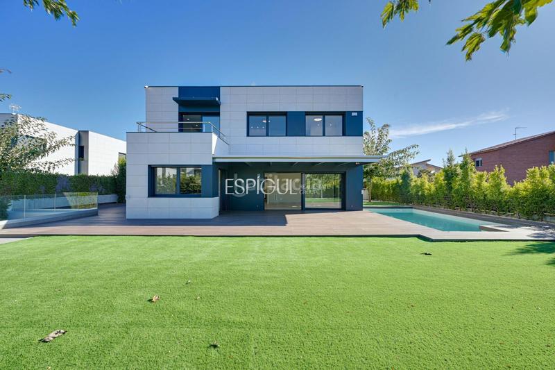 Foto 0120c7fe-e4b2-497a-85b6-40ce3c20f1f1. Haus mit heizung parking pool in Can Sans Sant Andreu de Llavaneres