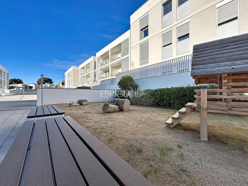 Foto 89569350-4565-4c62-b456-2c11d4212339. Pis amb calefacció aparcament piscina a Califòrnia-Santa Madrona Masnou (El)