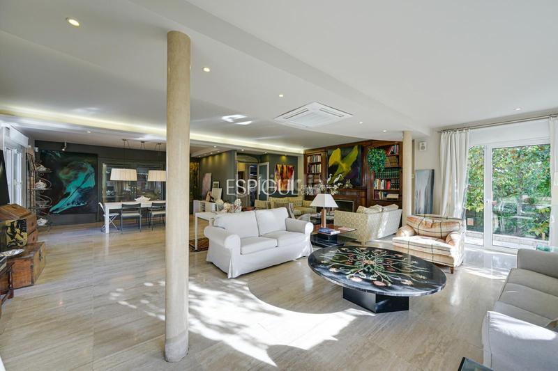 Foto 2053b87c-b8ed-4547-8130-ee6af983ed21. House with heating parking pool in Califòrnia-Santa Madrona Masnou (El)