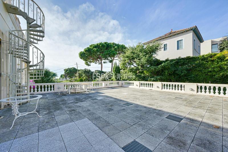 Foto 8d14a11d-27e0-48d9-80f3-68fcc46b2984. House with heating parking pool in Califòrnia-Santa Madrona Masnou (El)