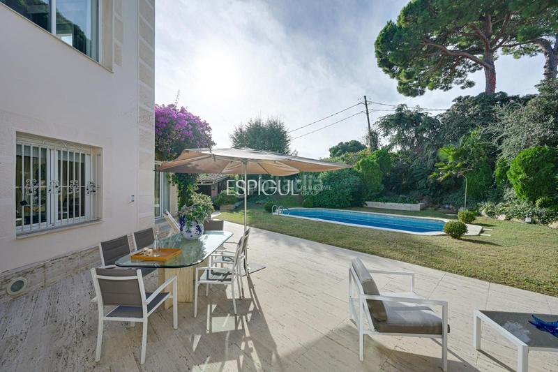 Foto b5db368a-54fc-433b-80c8-4828307b8e4c. House with heating parking pool in Califòrnia-Santa Madrona Masnou (El)