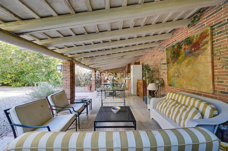 Foto b97cd5b6-d344-457a-96b3-6ddaf2001514. House with heating parking pool in Califòrnia-Santa Madrona Masnou (El)